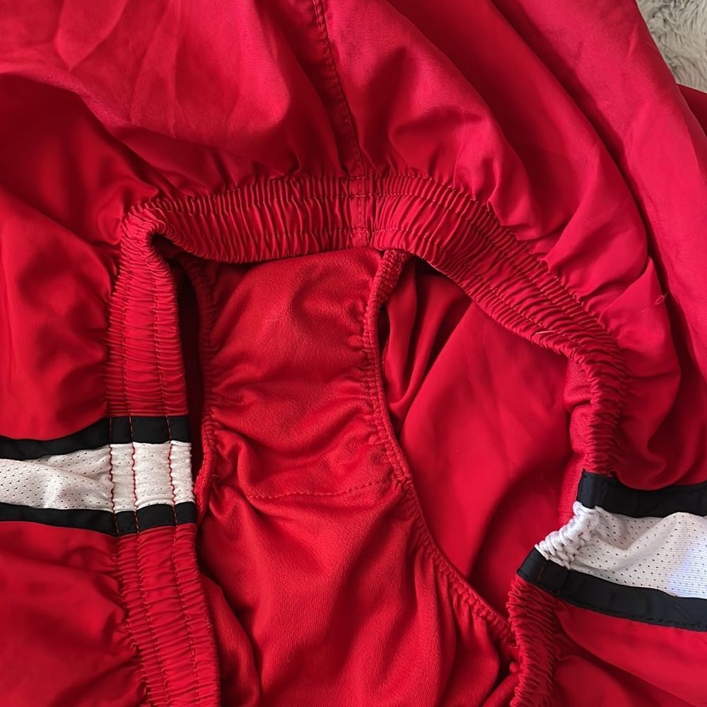 Nike running athletic shorts small s red black white Chicago colors Y2K - Picture 4 of 5